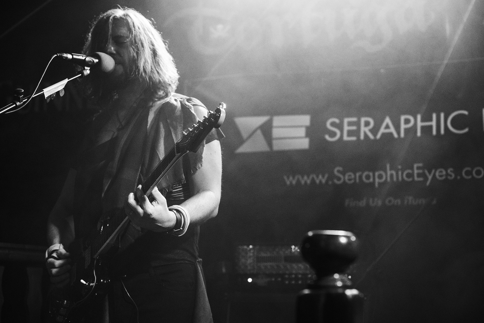 Seraphic eyes tortuga